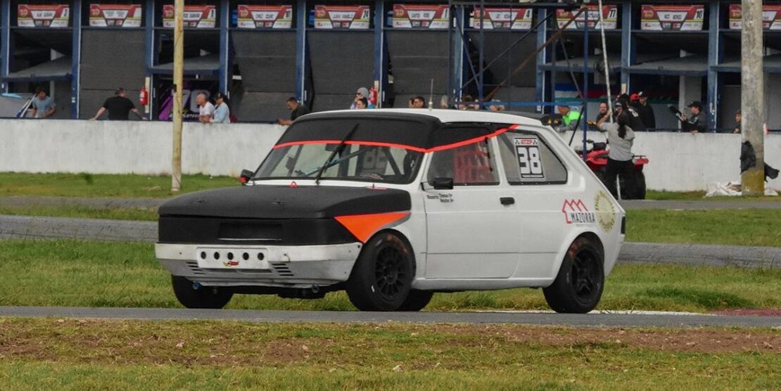TOMAS MAZORRA NOS CUENTA SUS IMPRESIONES LUEGO DE LAS DOS PRIMERAS FECHAS CON EL FIAT 147 DE C2 TOMAS MAZORRA NOS CUENTA SUS IMPRESIONES LUEGO DE LAS DOS PRIMERAS FECHAS CON EL FIAT 147 DE C2
